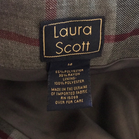 Plaid skirt - Picture 3 of 3